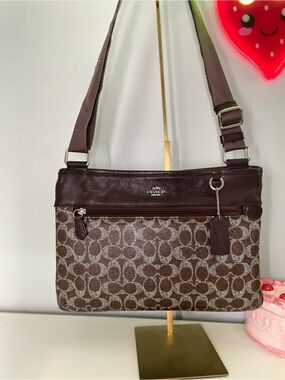 Coach Signature Crossbody Bag Chocolate Brown
